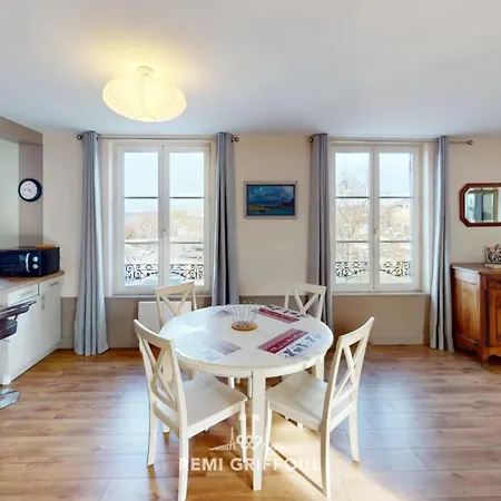 Apartman Duplex Traversiere Spacious 100m From The Port 4 Guests