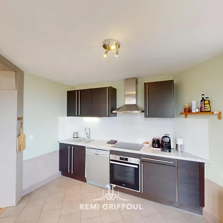 Duplex Traversiere Spacious 100m From The Port 4 Guests *