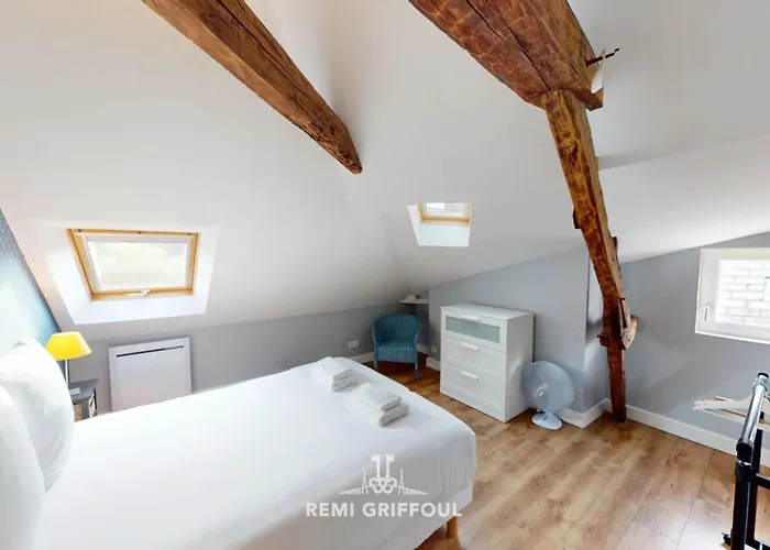 Duplex Traversiere Spacious 100m From The Port 4 Guests オンフルール