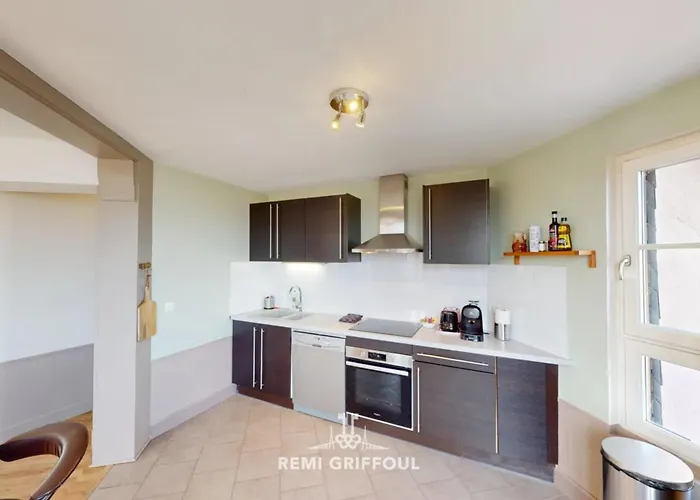 Duplex Traversiere Spacious 100m From The Port 4 Guests *